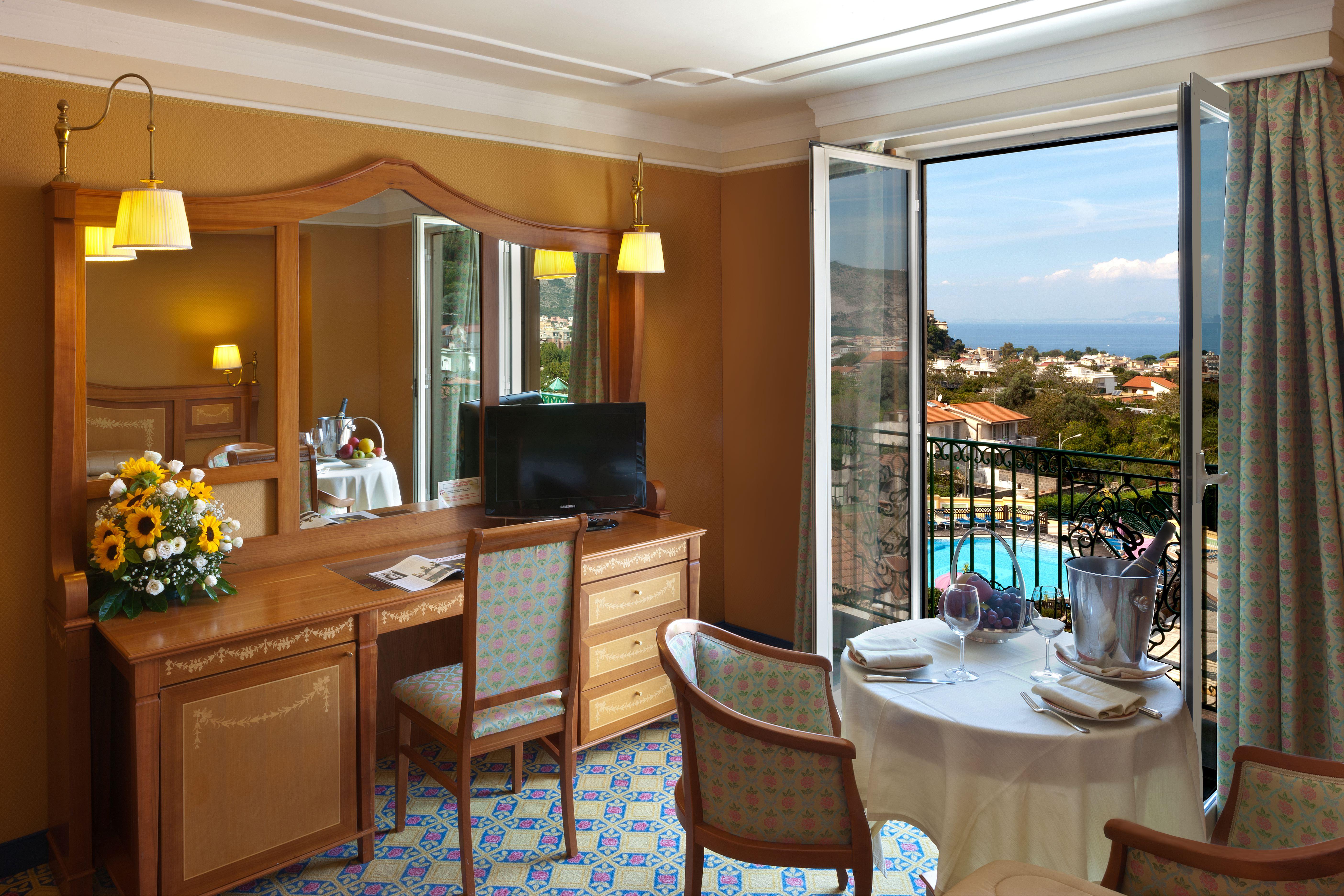 Grand Hotel La Pace Sant'Agnello Exterior foto