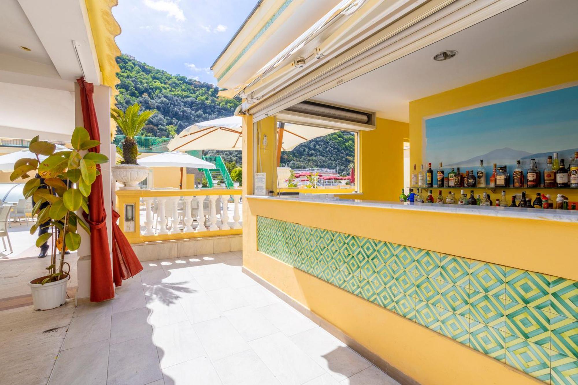 Grand Hotel La Pace Sant'Agnello Exterior foto