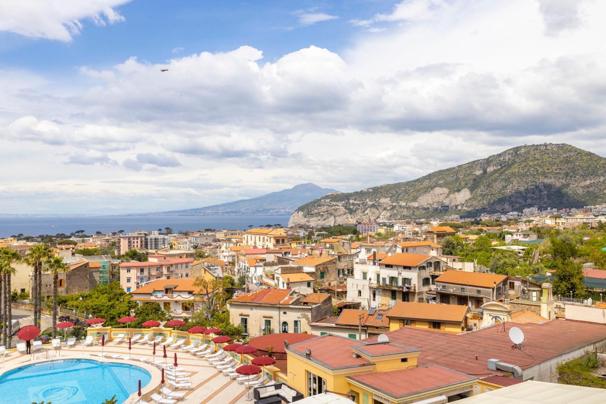 Grand Hotel La Pace Sant'Agnello Exterior foto