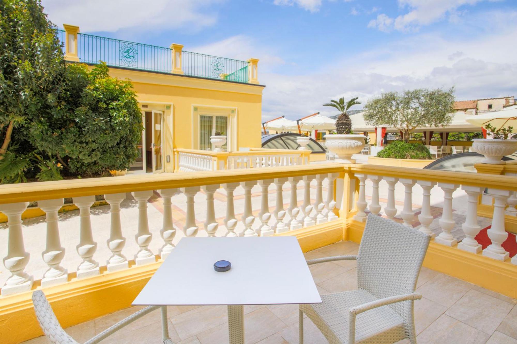Grand Hotel La Pace Sant'Agnello Exterior foto